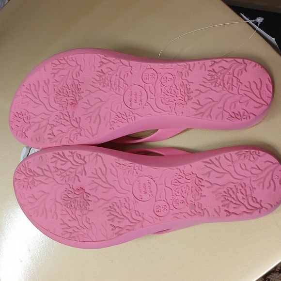 SALE NWT OKA b. Women's Chase Electric Pink Bow Stud Sandals - Picture 5 of 6